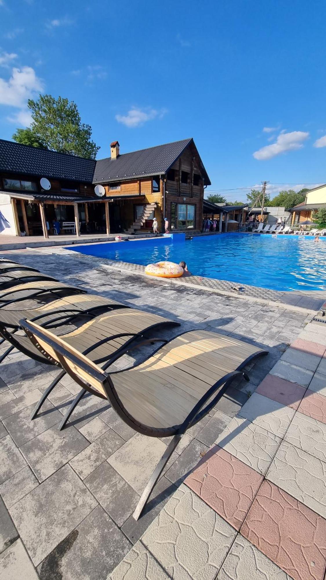 Hotel & Restaurant Complex Hap-Ok Brodki Zewnętrze zdjęcie