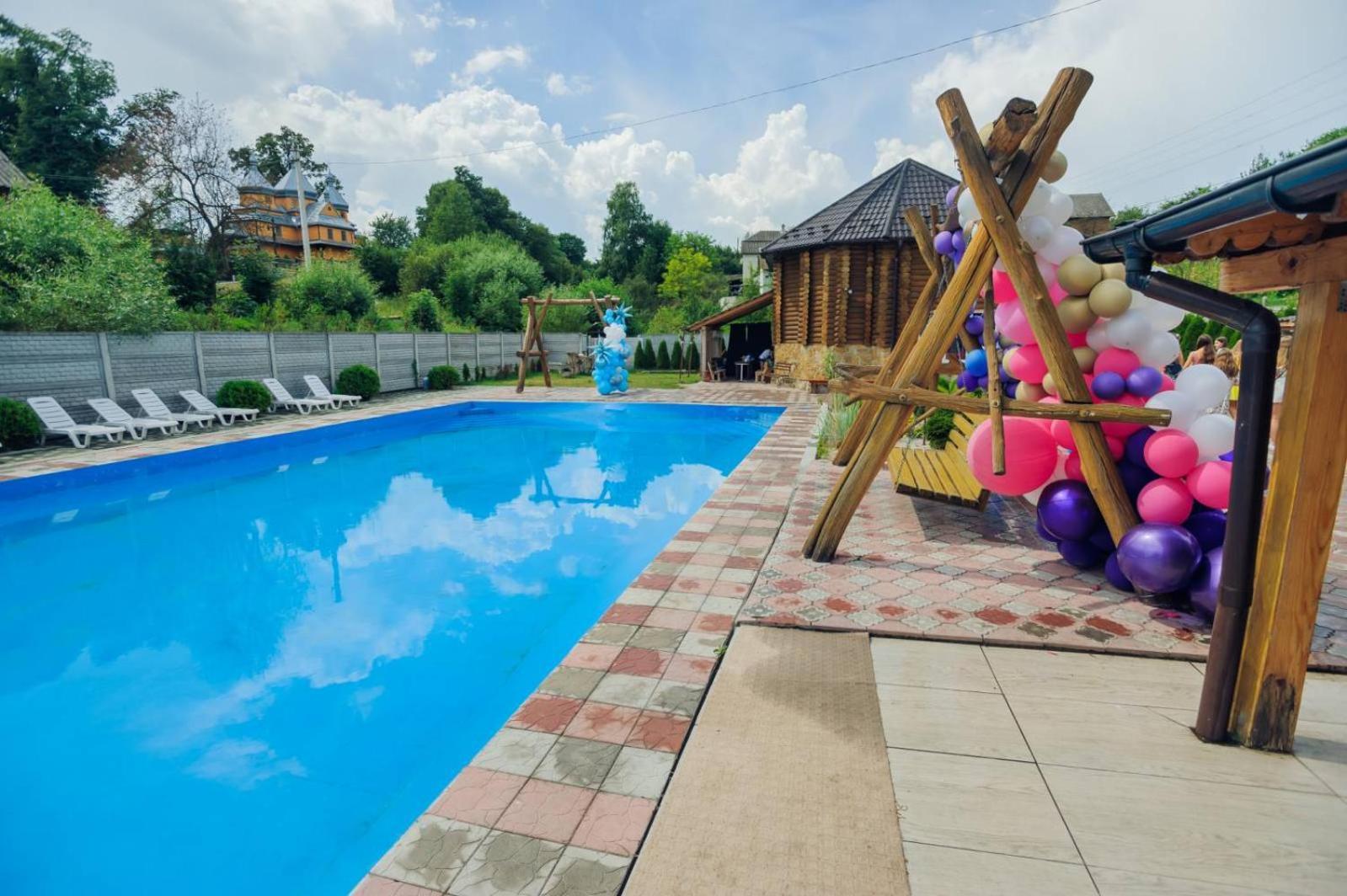 Hotel & Restaurant Complex Hap-Ok Brodki Zewnętrze zdjęcie