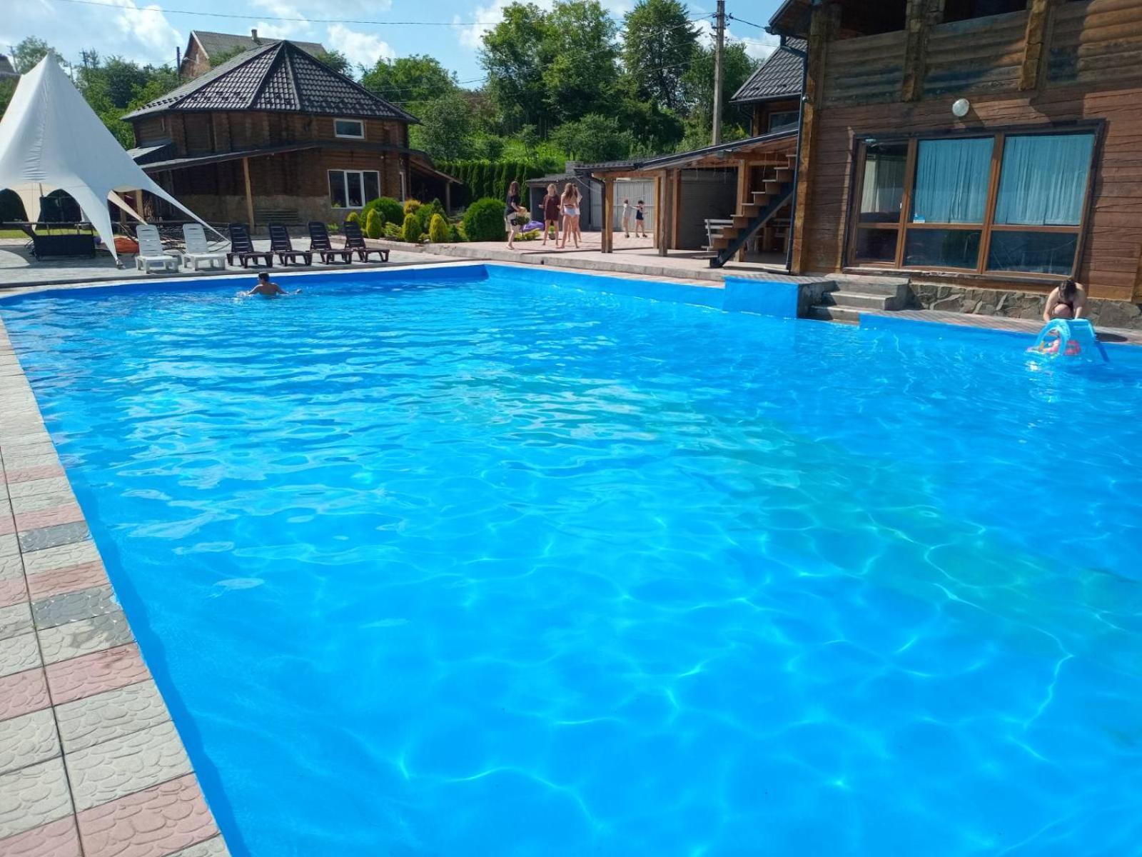 Hotel & Restaurant Complex Hap-Ok Brodki Zewnętrze zdjęcie