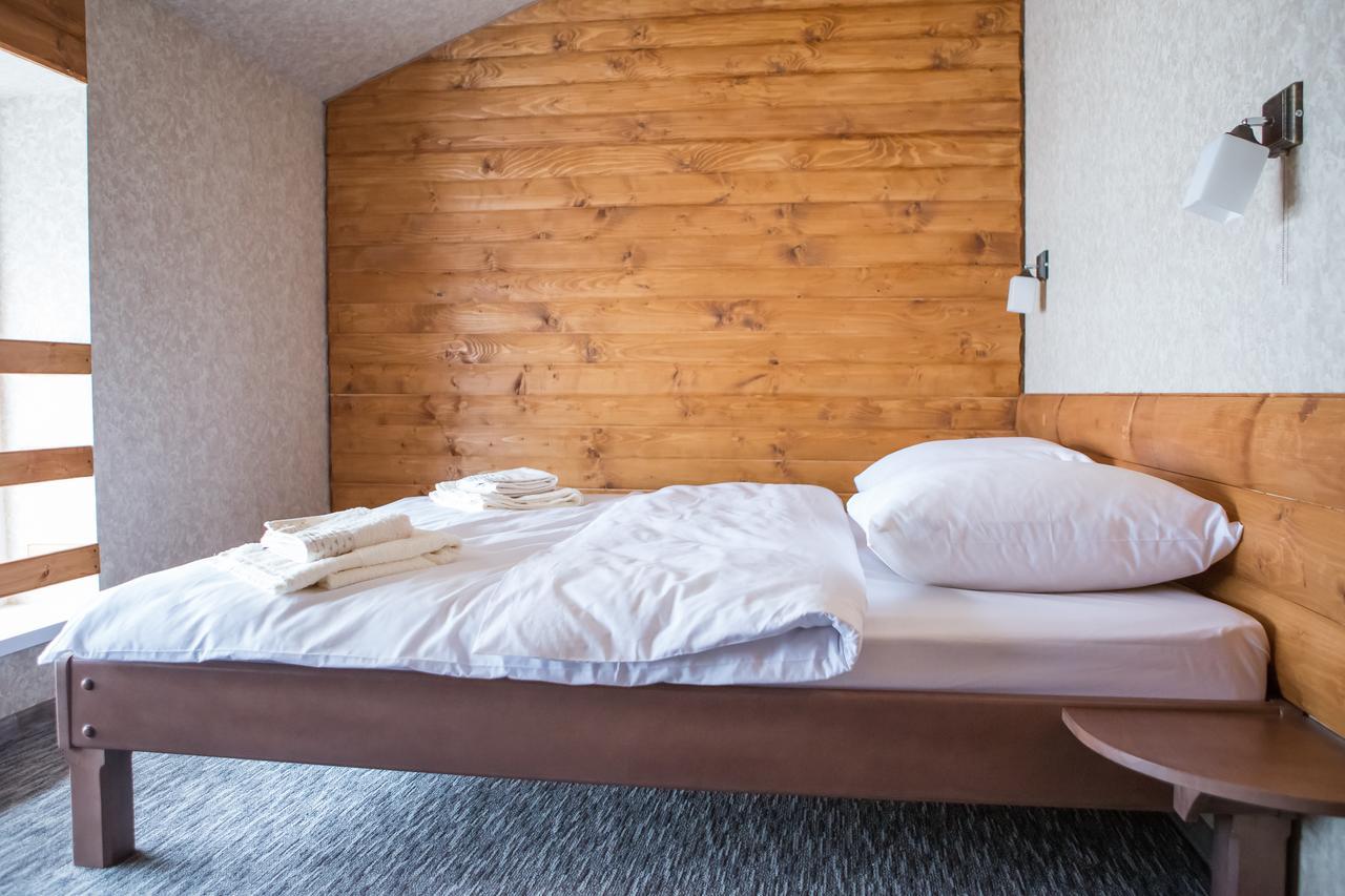 Hotel & Restaurant Complex Hap-Ok Brodki Zewnętrze zdjęcie