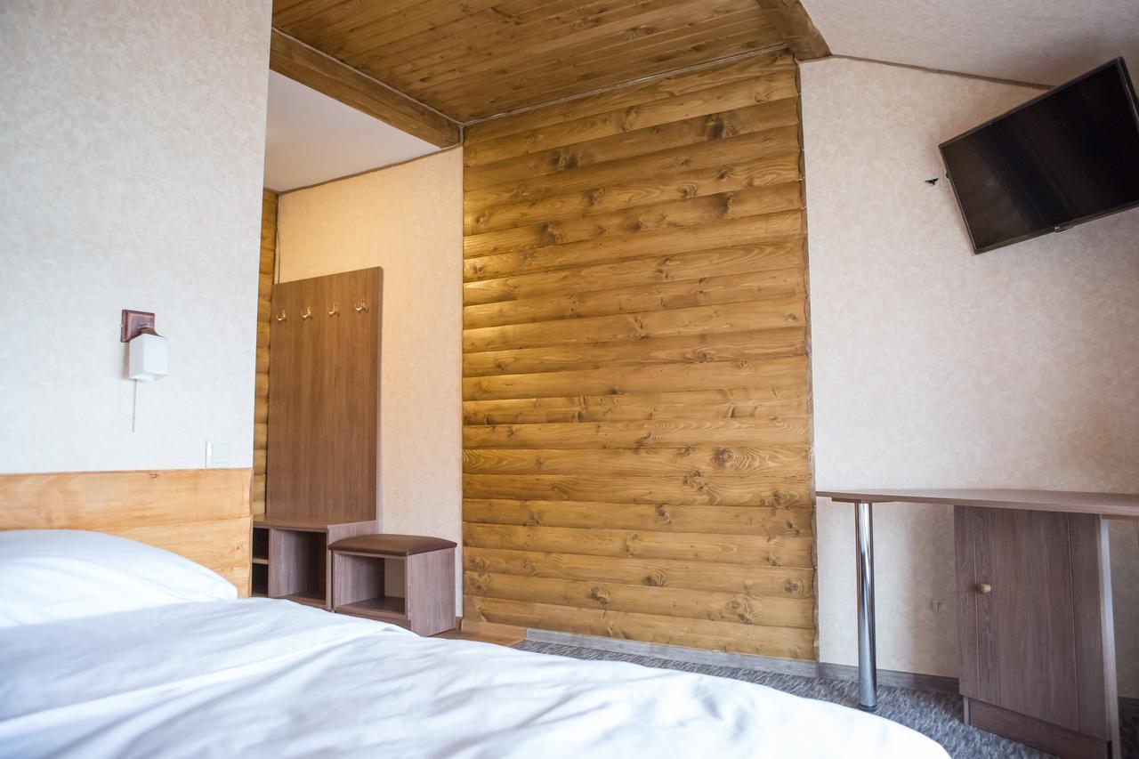Hotel & Restaurant Complex Hap-Ok Brodki Zewnętrze zdjęcie